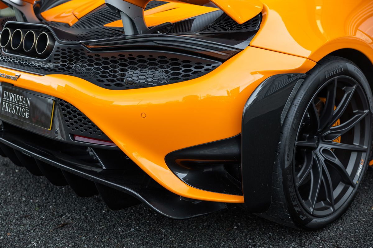 2022 McLaren 765LT Spider