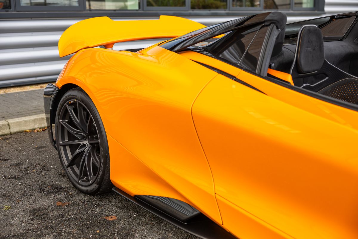 2022 McLaren 765LT Spider