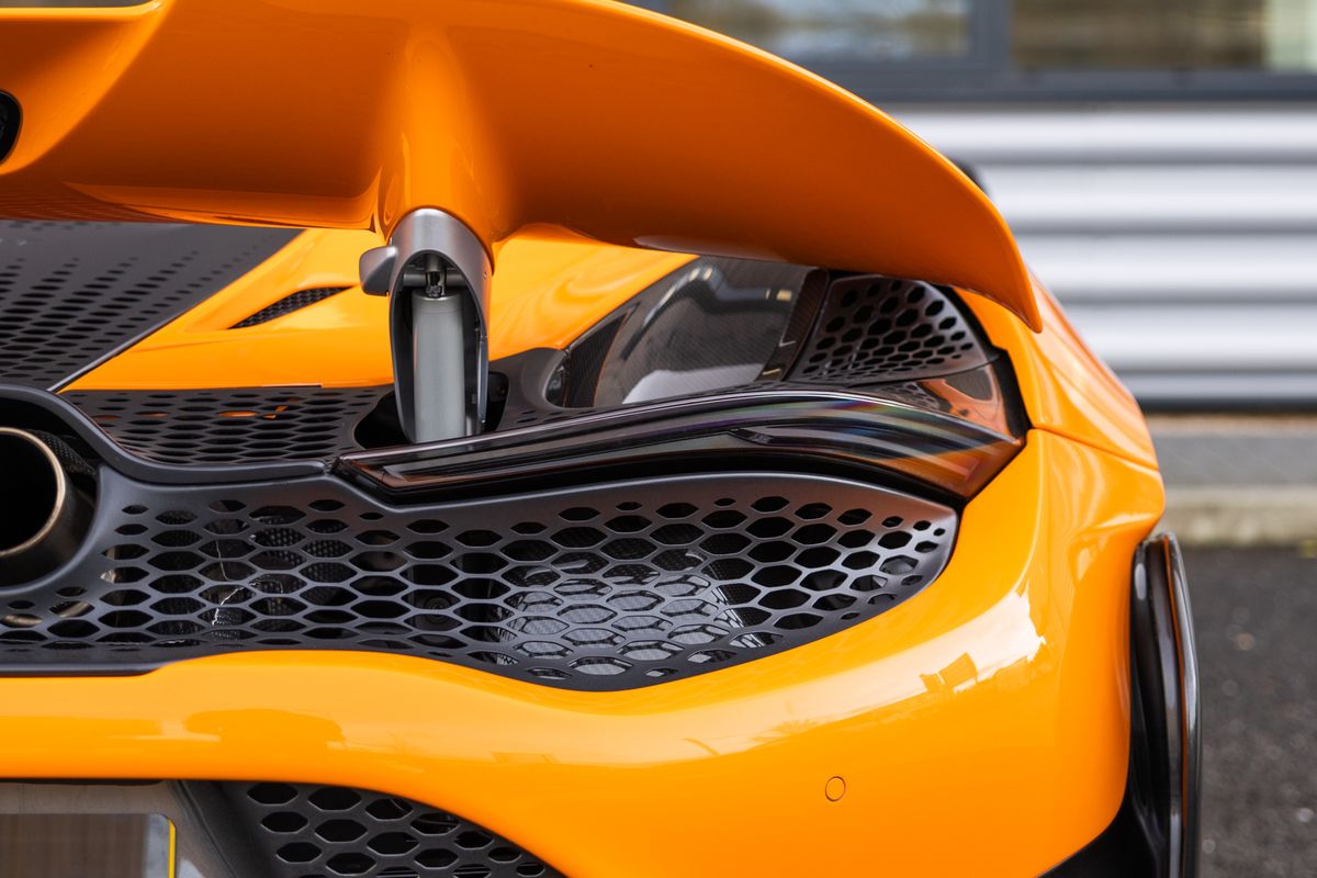 2022 McLaren 765LT Spider