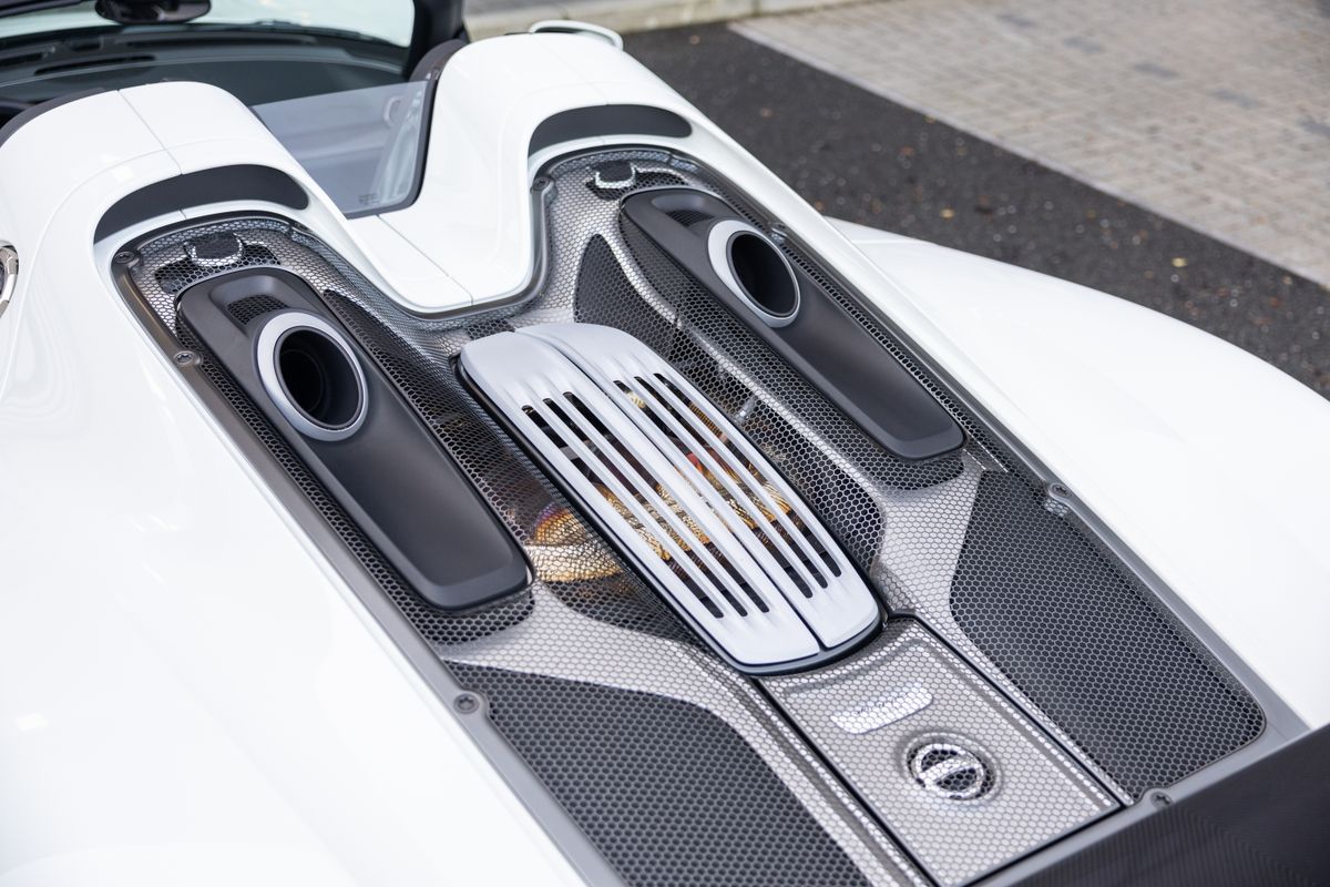 2016 Porsche 918 Spyder