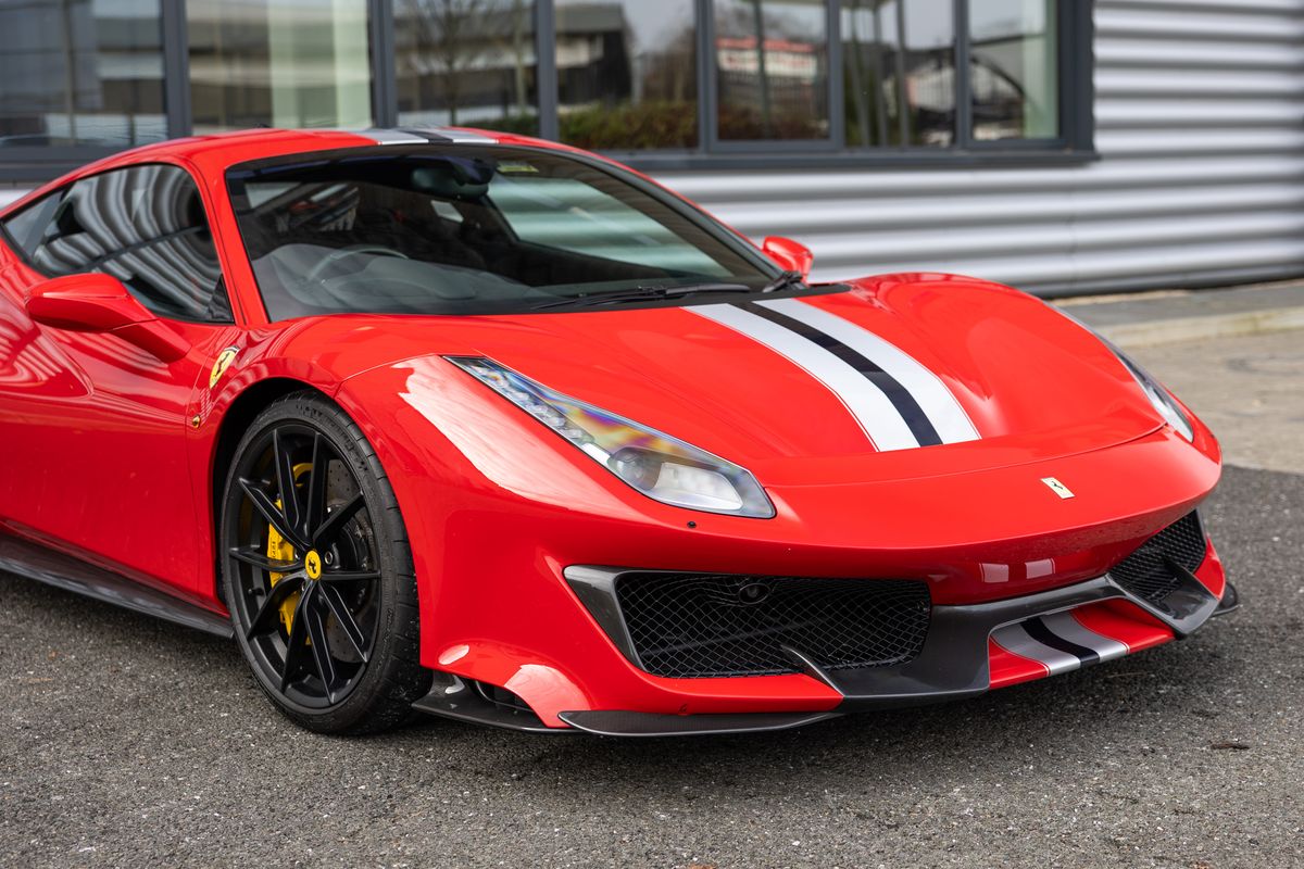 2020 Ferrari 488 Pista