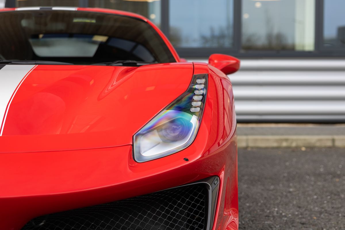 2020 Ferrari 488 Pista