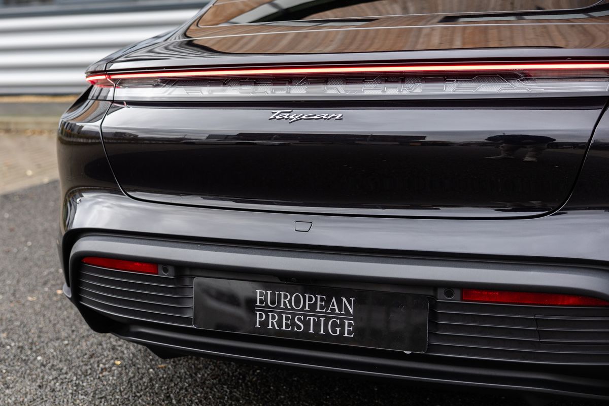 2023 Porsche Taycan Performance Plus