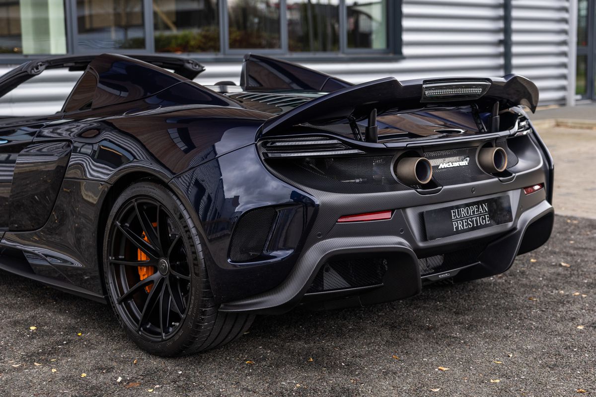 2016 McLaren 675LT Spider