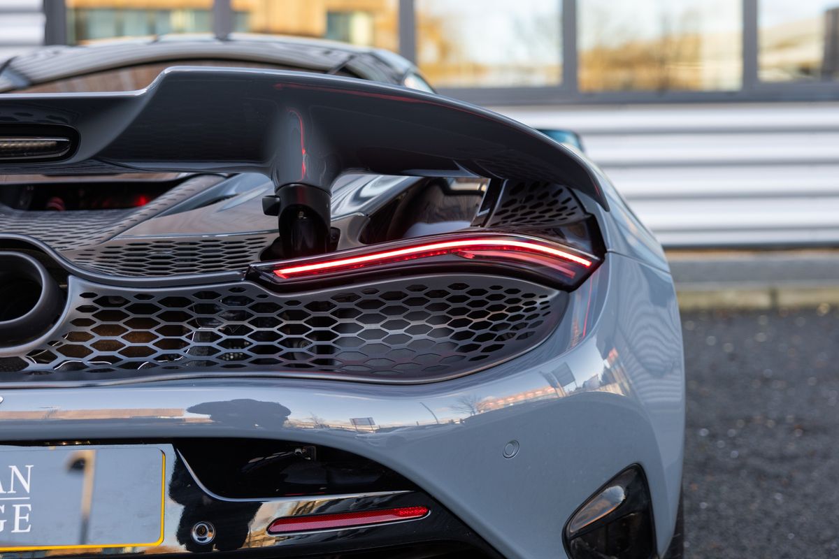 2024 McLaren 750S