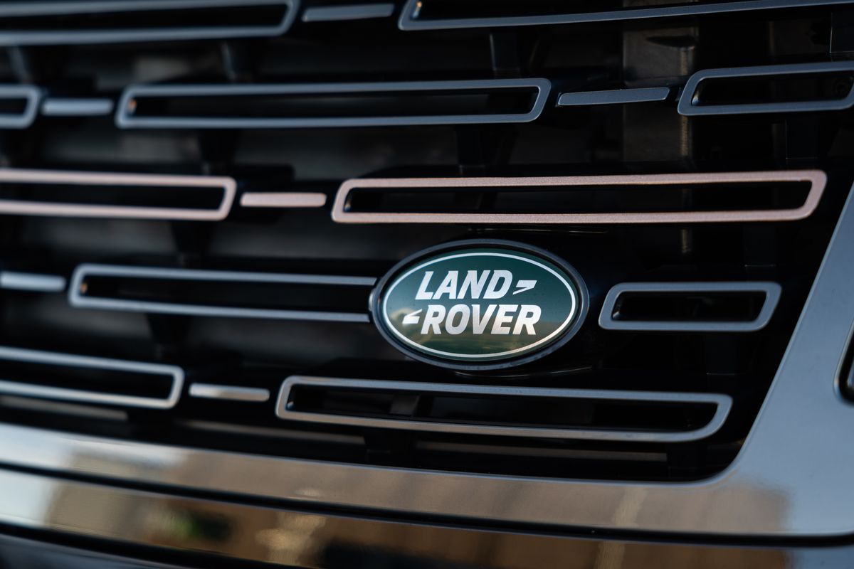 2024 Land Rover Range Rover P550e Autobiography