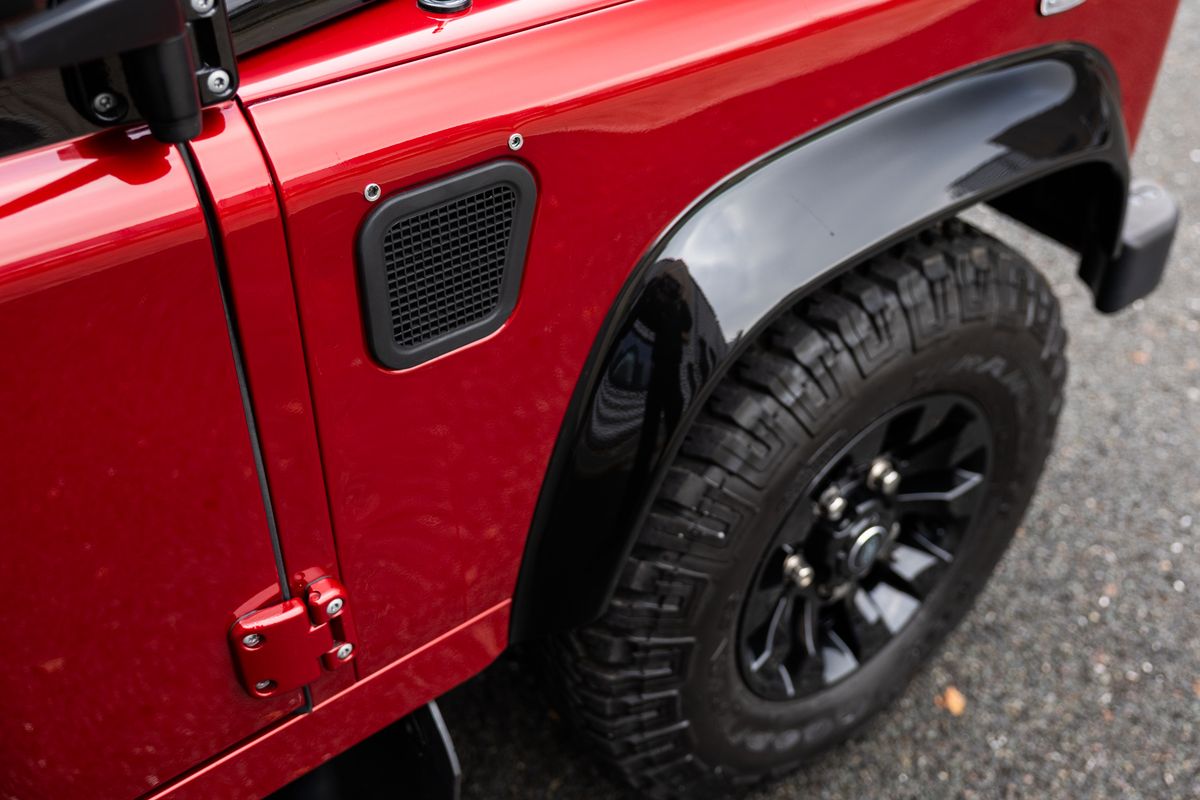 2015 Land Rover Defender 90 Autobiography Edition