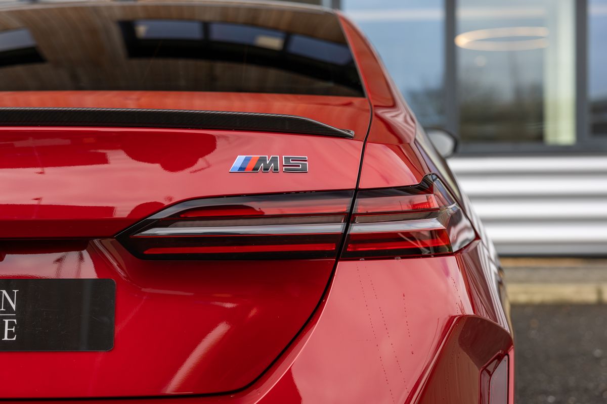 2025 BMW M5 Saloon (G90)