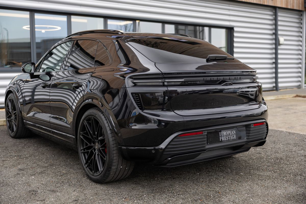 2024 Porsche Macan Turbo Electric