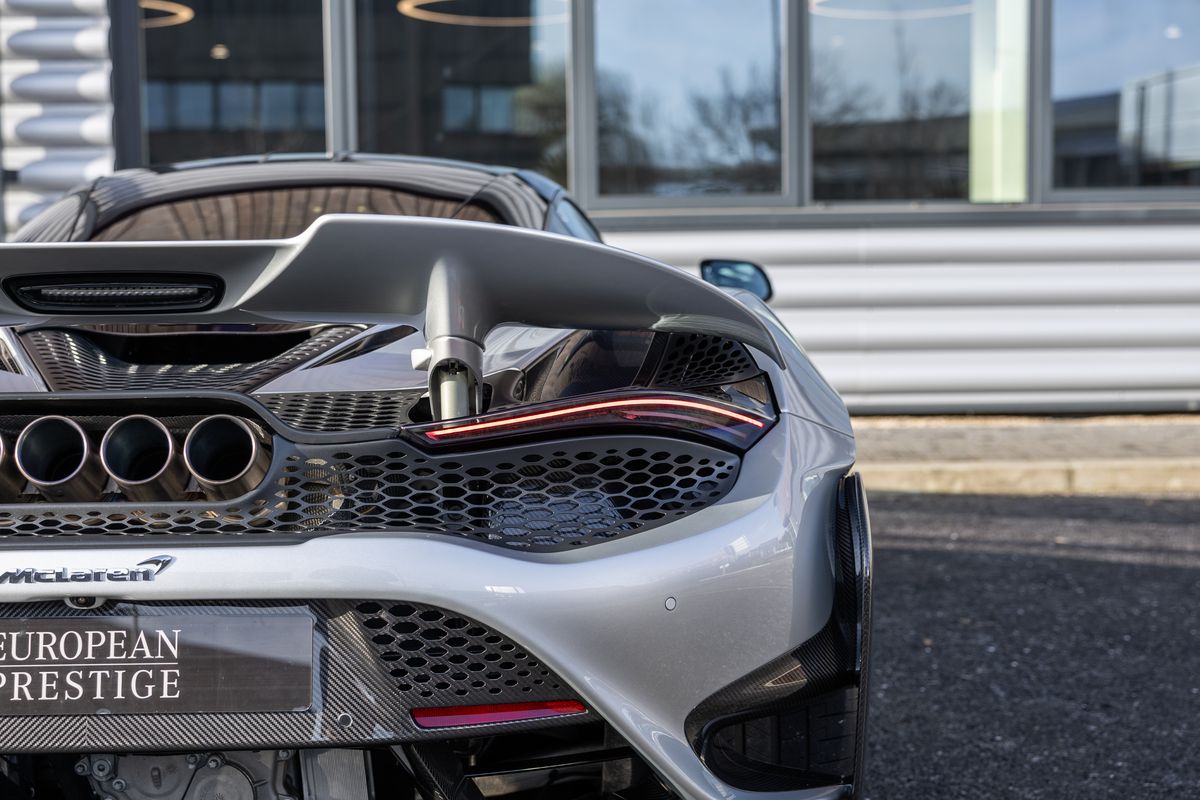 2021 McLaren 765LT