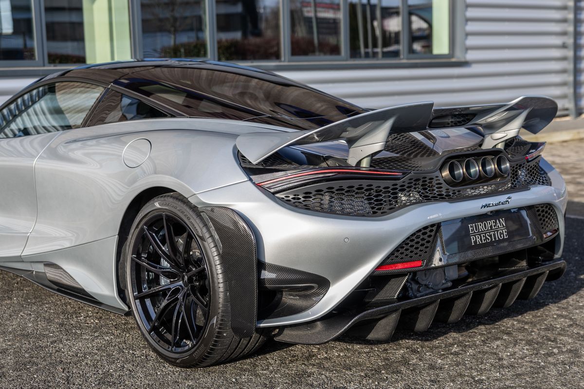 2021 McLaren 765LT